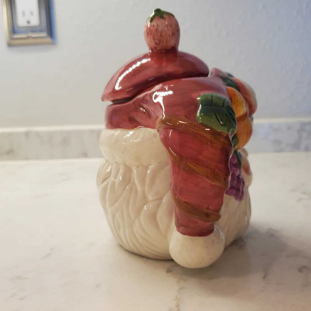 Wang's International Santa Claus Creamer & Sugar Set w/lid. Vintage